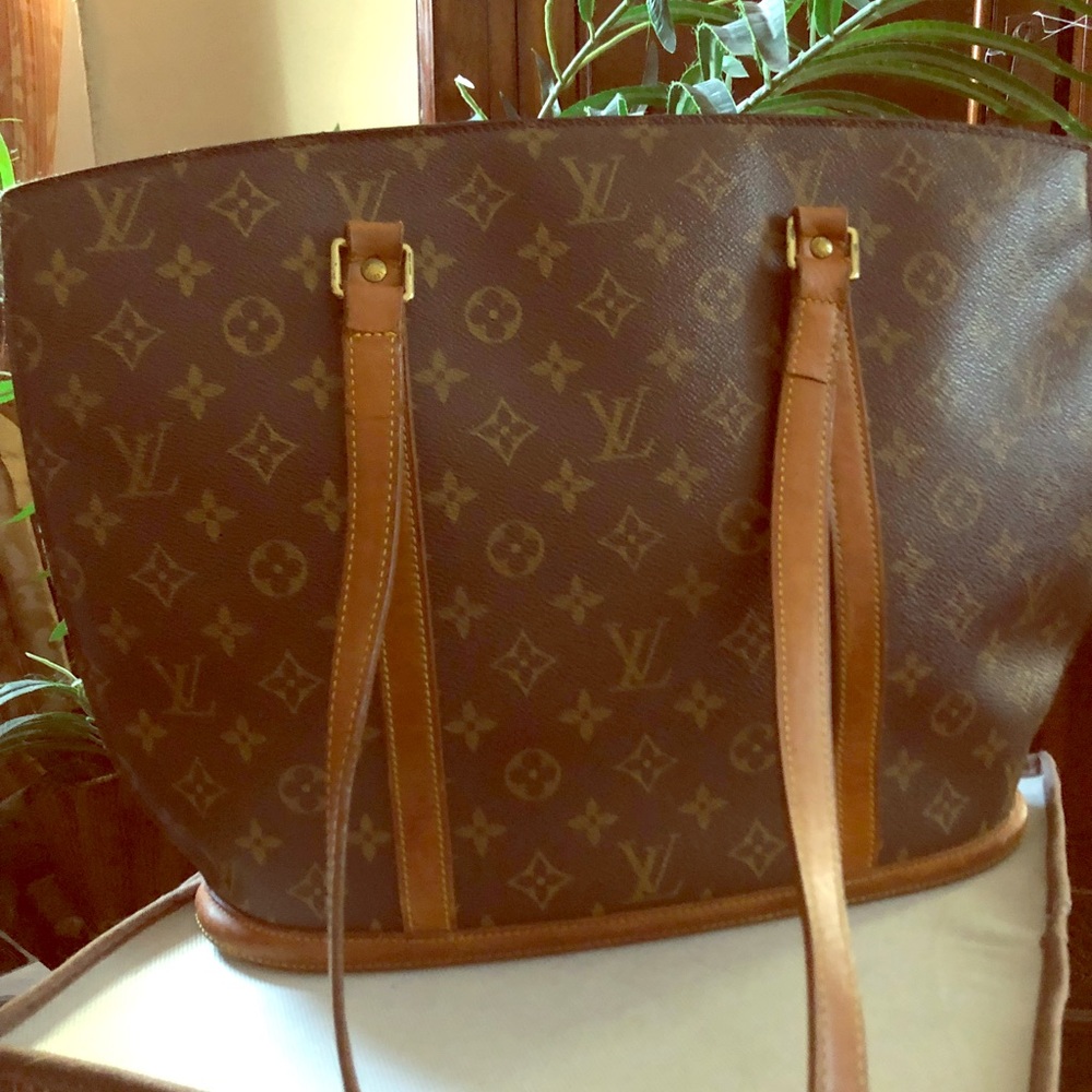 Louis Vuitton Babylone Tote